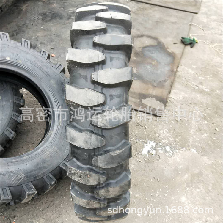 9.00-20人字挖掘机挖沟机轮胎工程机械轮胎10.00-20  轮胎