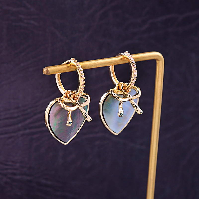 Korean Crystal Diamond Earrings Simple Oil Drop Heart Earrings New Earrings display picture 9