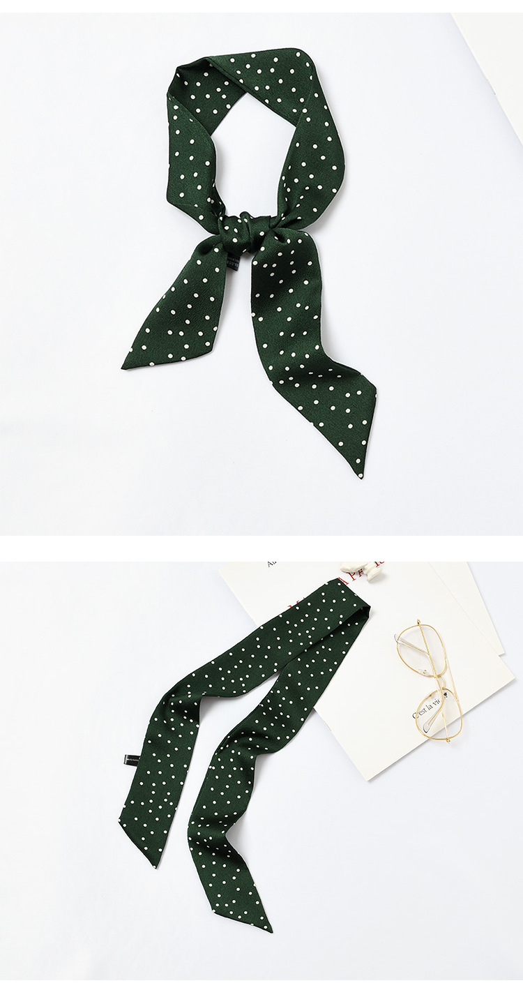 Women's Sweet Polka Dots Heart Shape Satin Printing Silk Scarves display picture 12