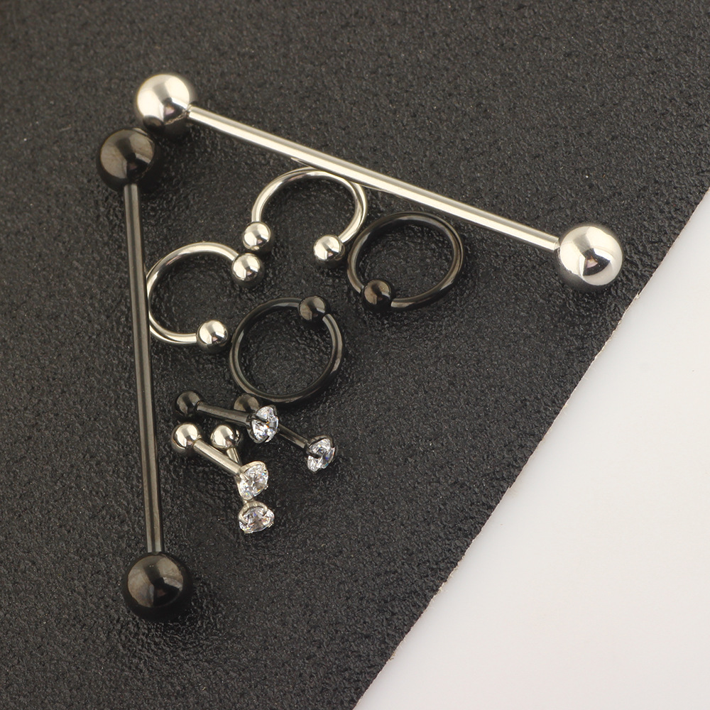 Pointed titanium steel lip stud product view