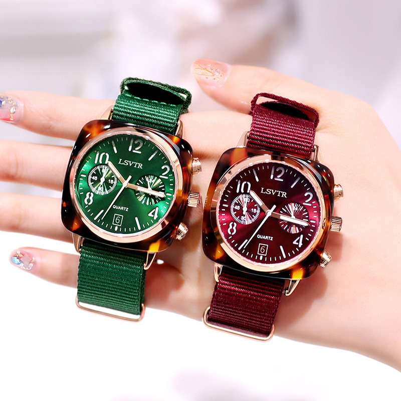 2020 new Zhou Dongyu with shake watch female Korean version of the students canvas network Red large dial watch speed sales