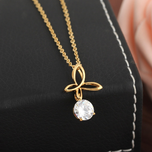 Brand copper necklace with zircon