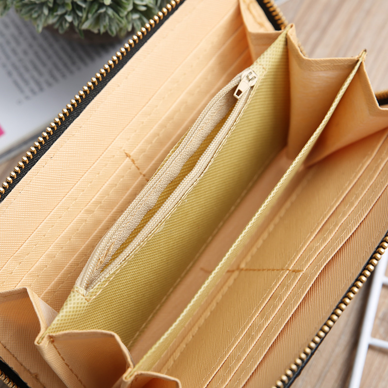 121g Weight Polyester Lining Material Zipper Closure Type Business Occasion Pu Leather Material Solid Color Pattern Women'S Gender Square Shape Rose Red, Red, Gold, Silver, Black Color Nihaojewelry Wholesale Accessories New Fashion Sewing Thread Geometric Pattern Clutch 9