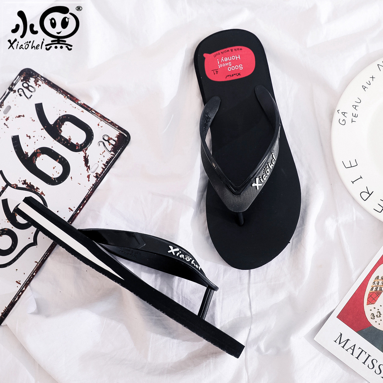 Small black slippers 2022 Summer leisure eva flip flops Youth Exorcism Flat heel Sandals non-slip Beach shoes