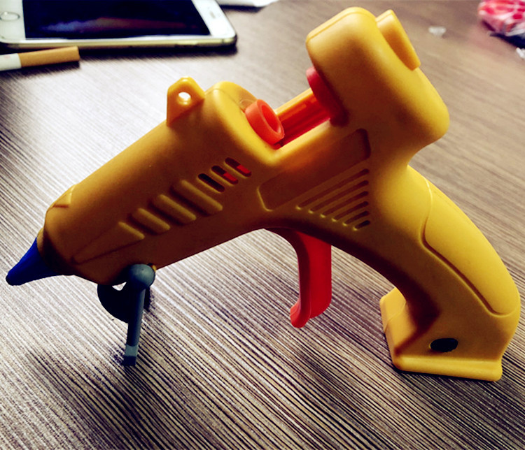 自产自销USB热熔胶枪热销5-12W胶枪热熔小胶枪使用7MM胶棒