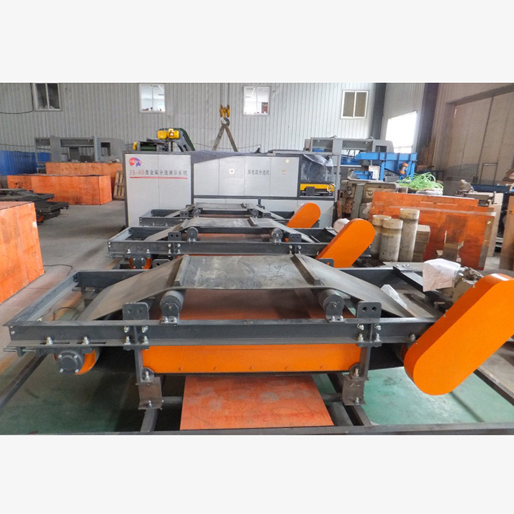 钕铁硼永磁带式除铁器 输送带悬置式磁选机 内蒙古呼和浩特现场