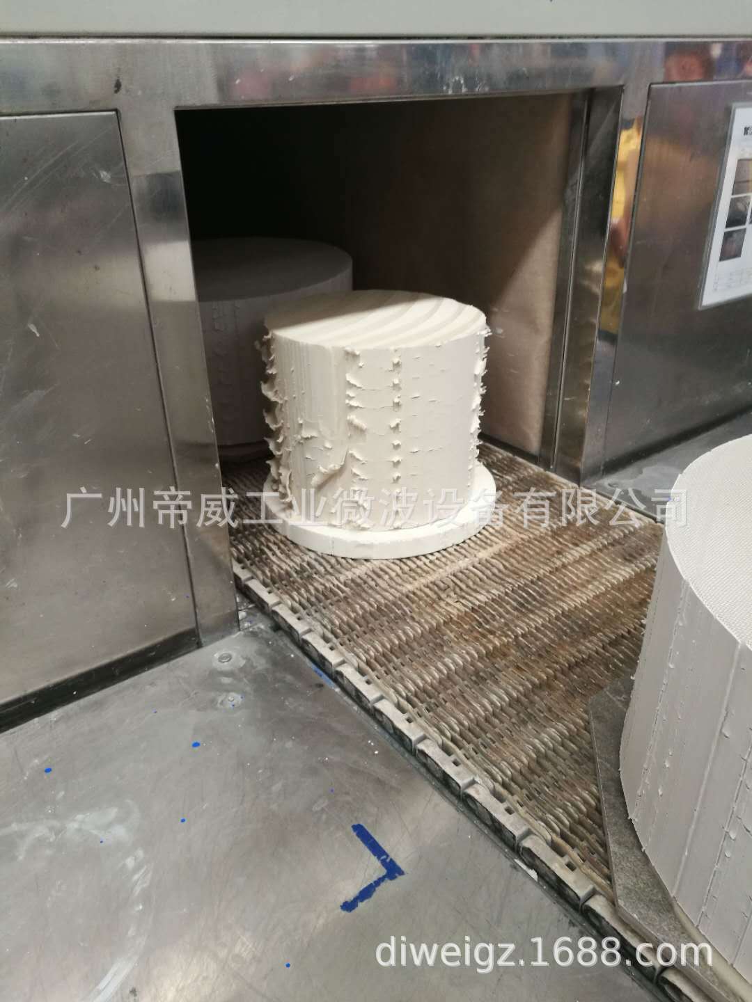 蜂窝陶瓷定型设备  蜂窝陶瓷微波烘干设备 陶瓷干燥设备