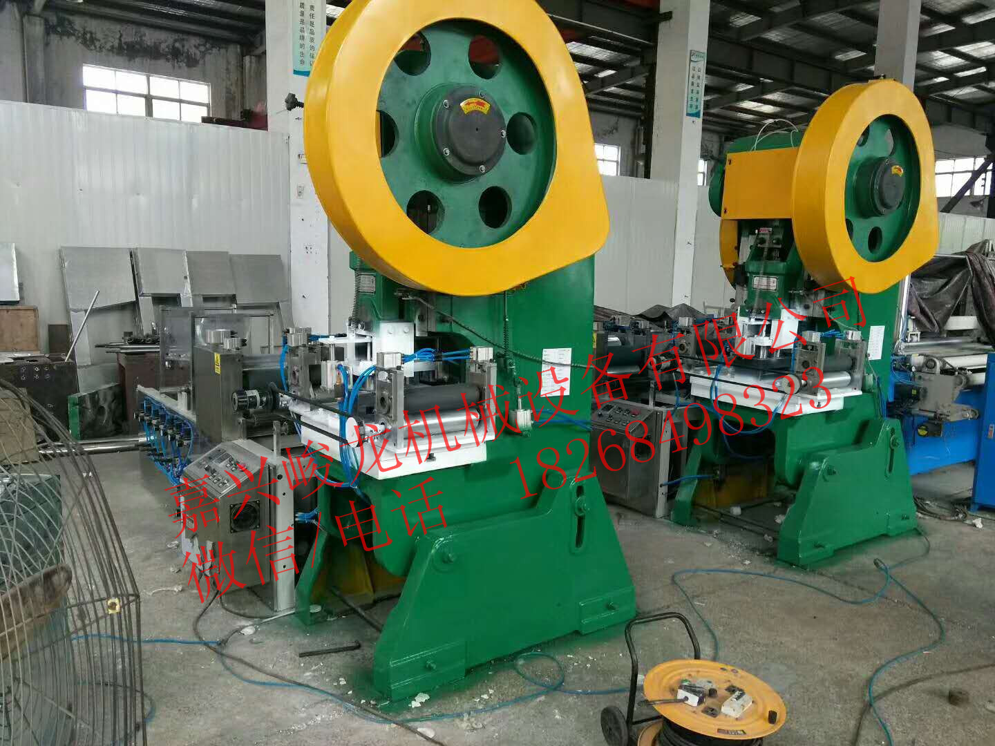 嘉兴峻龙机械圆片卸妆棉机 一次性卸妆化妆棉片自动压花裁切机器