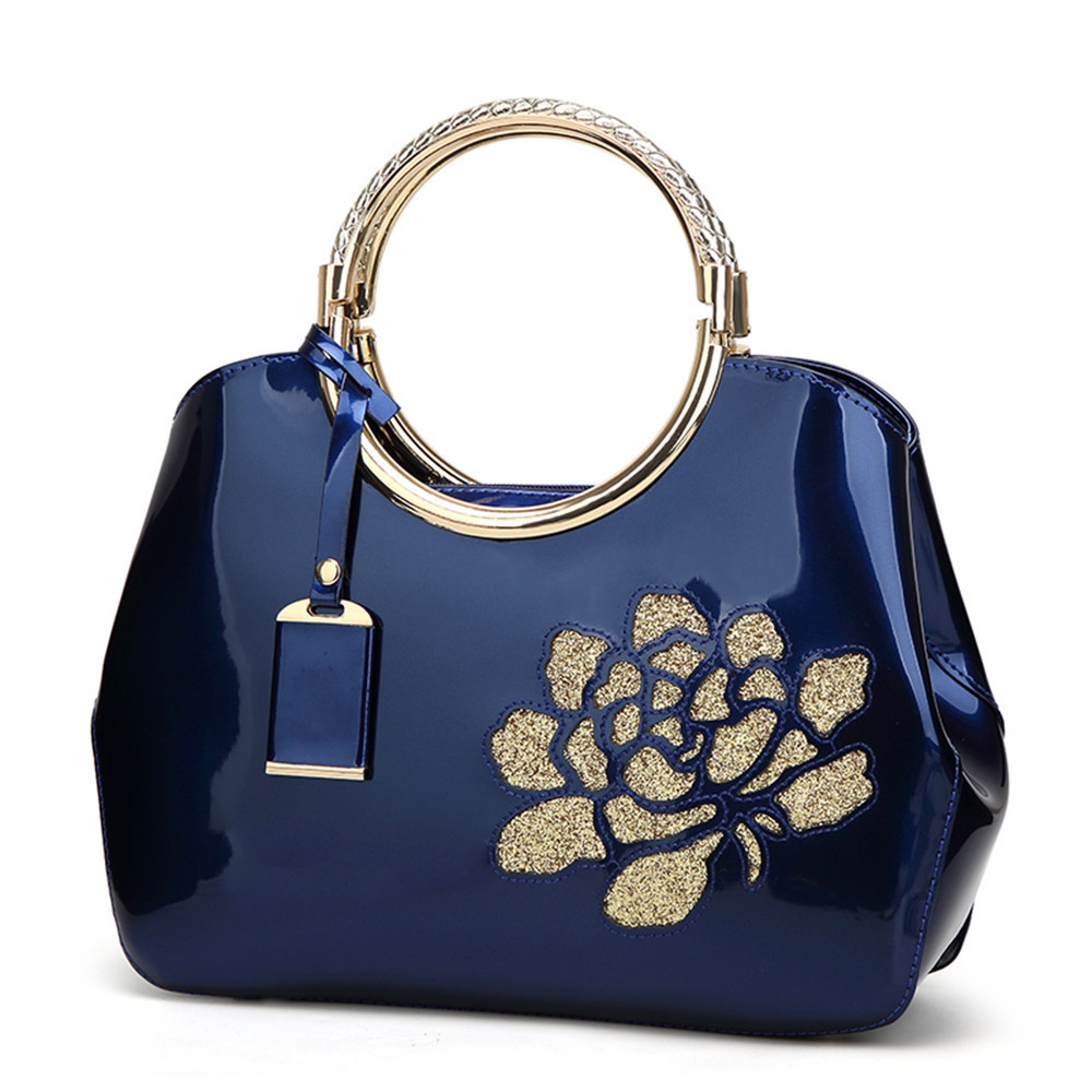 2020 patent leather bright face women's bag bride wedding noble atmosphere handbag women's One Shoulder Messenger shaped bag wholesale