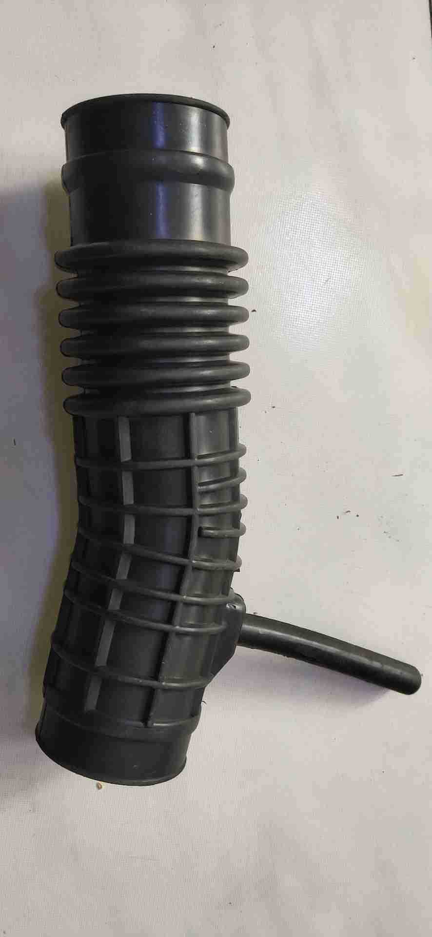 16578-2S601，165782S601出口产品适用于日产汽车空气管进气软管