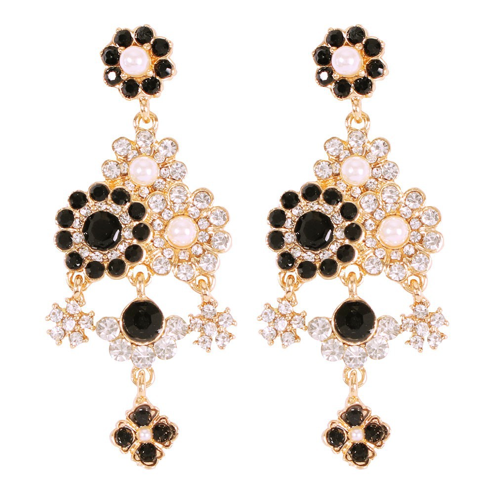 Nihaojewelry Retro Diamond-studded Pearl Long Pendant Earrings Wholesale Jewelry display picture 10