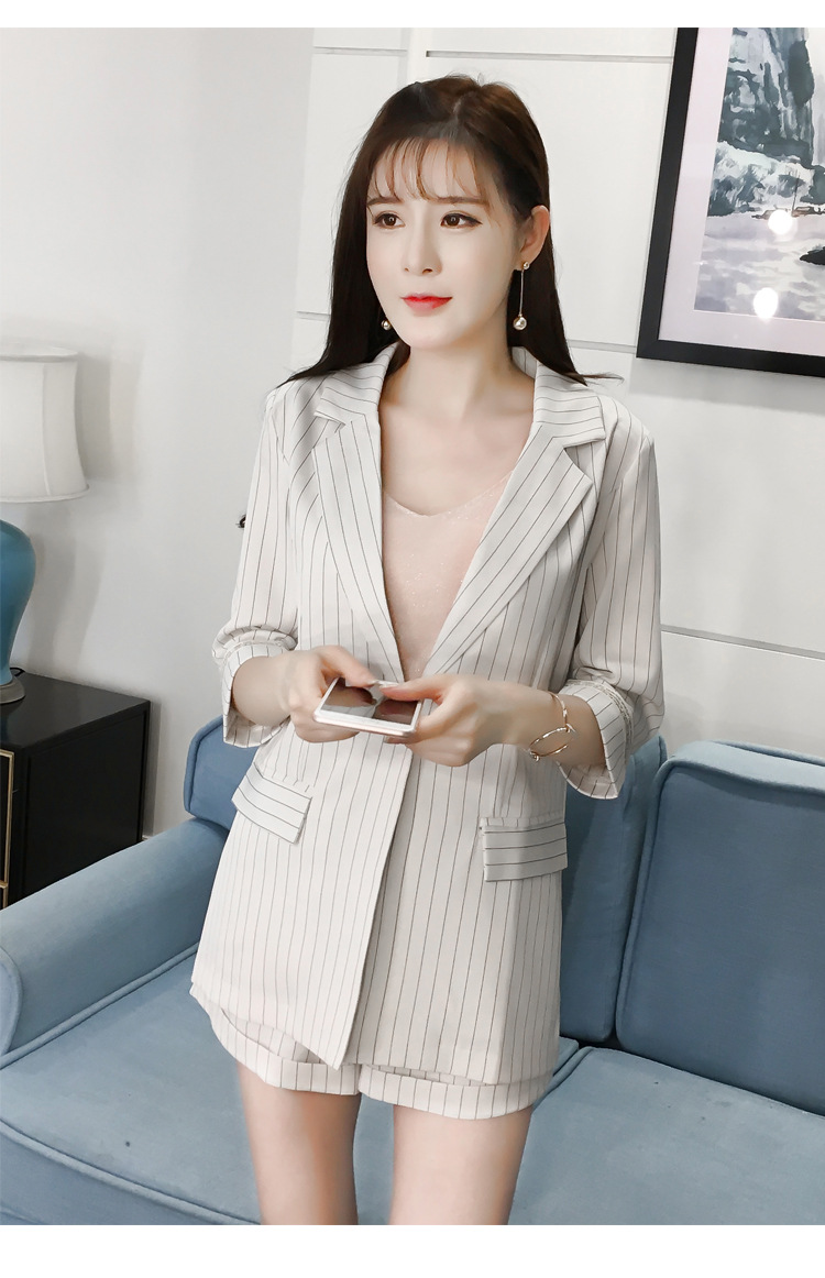 Costume femme en Mélange de fibres chimiques - Ref 3335635 Image 28