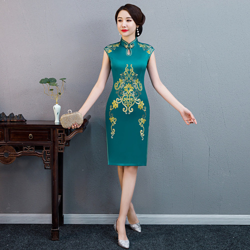 Chinese Dresses Qipao for women robe chinoise cheongsam A short sleeve standing collar cheongsam top for women&apos;s banquet dress