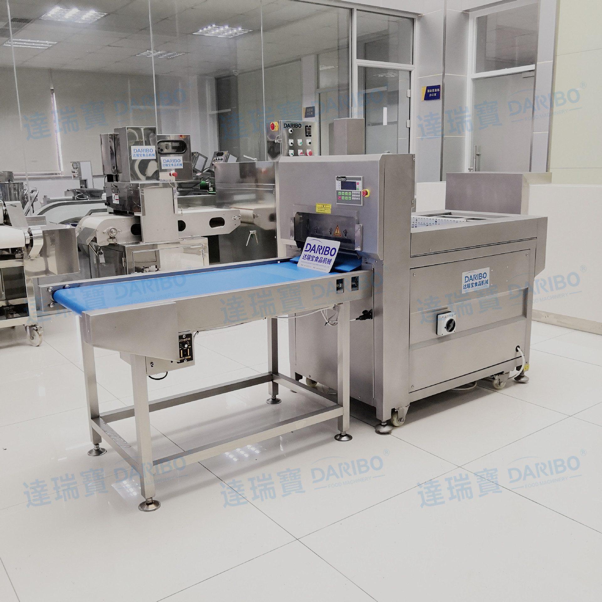 O上海数控牛羊肉切片机冷冻肉切片切块切条设备多功能切片机