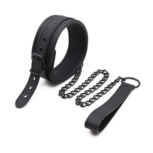 Factory store wholesale sexy flirting supplies leather neck gaiter traction collar necklace necklace dog chain foreign trade supply
