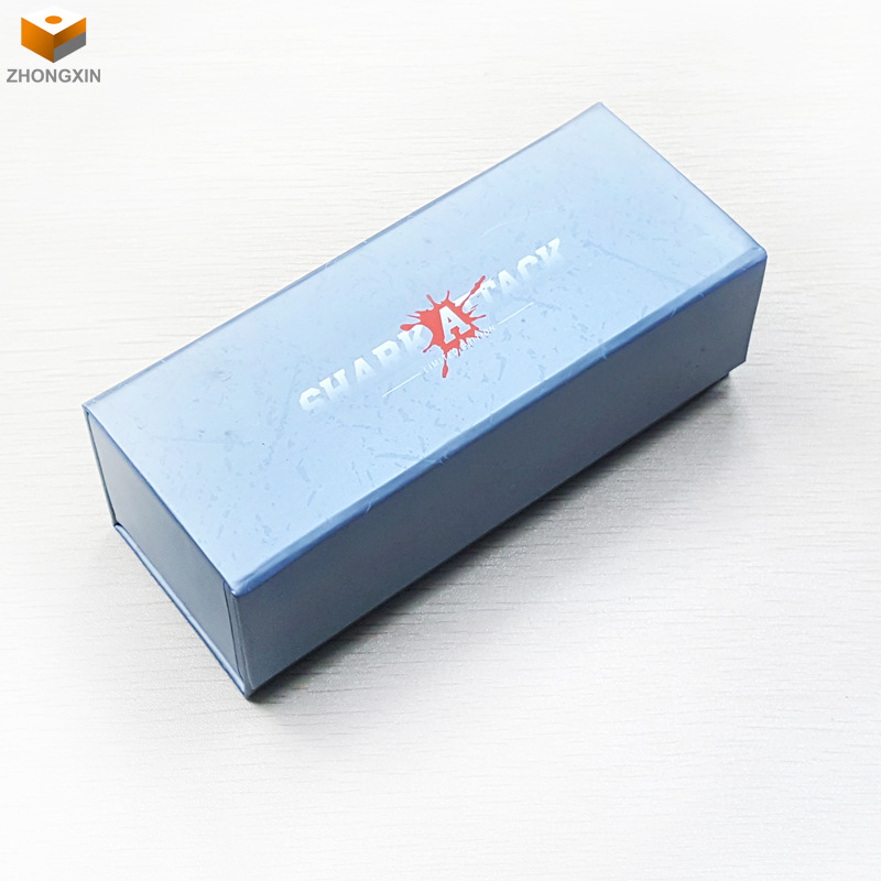 纸盒定制黑卡纸加烫金翻盖包装盒硬纸板磁铁化妆品收纳盒厂家定做