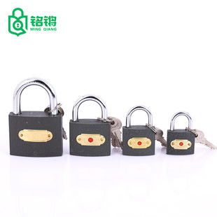 ���lС���i ��ɫ���i�WУ�����k����ȫ�i�^����һ�ֻ��F�ƒ��i