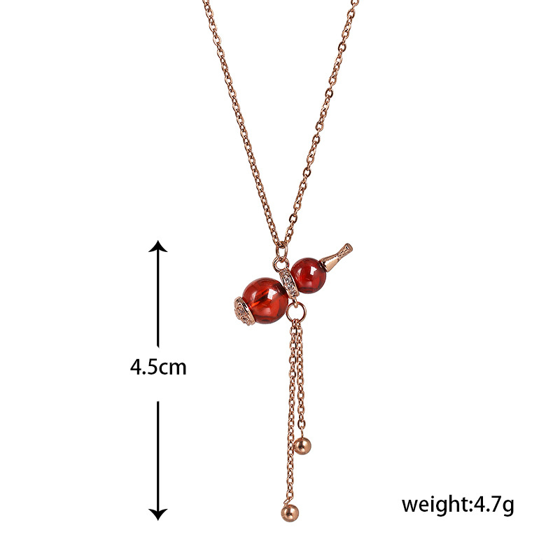 10160 Style Coréen De Mode Titane Acier Naissance Année Collier De Femmes Vin Rouge Calebasse Pendentif Clavicule Chaîne Collier Usine Personnalisation display picture 1