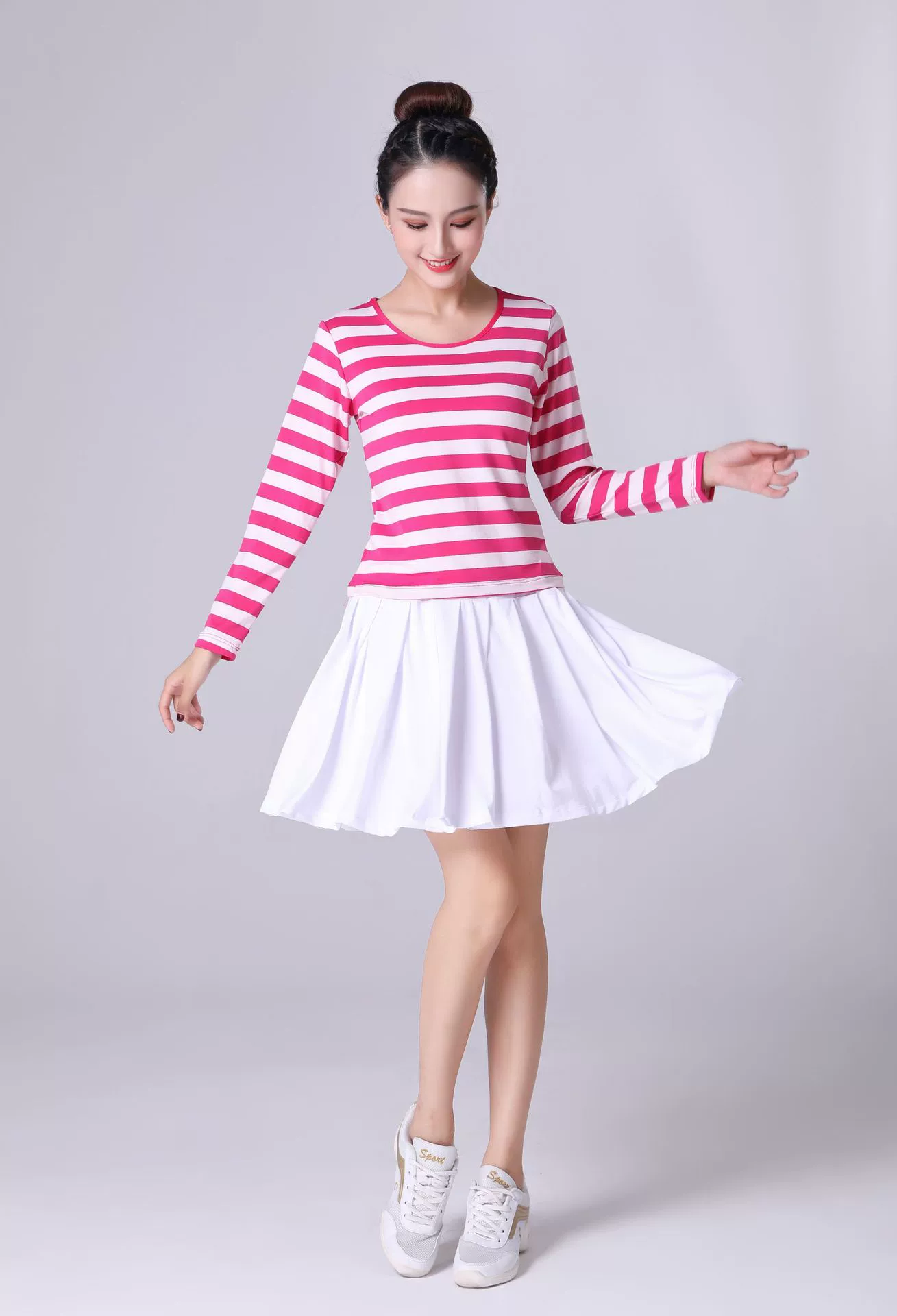 Юбка в полоску среднего и пожилого возраста, костюм с регулярными рукавами, тонкая тренировочная одежда, одежда для выступлений