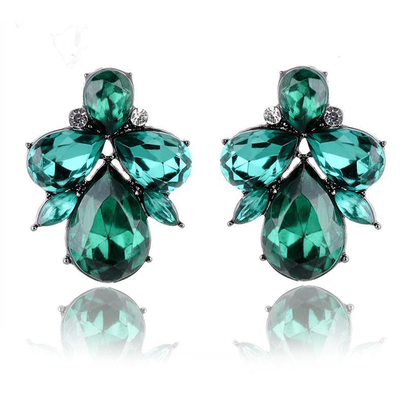 7g Weight Rhinestones Inlay Material Drop Earrings Classification 1 Pair Quantity Daily Occasion Alloy Material Geometric Pattern Women'S Gender Plating Design Retro Style 1 Pair Retro Geometric Alloy Plating Rhinestones Women's Drop Earrings 36