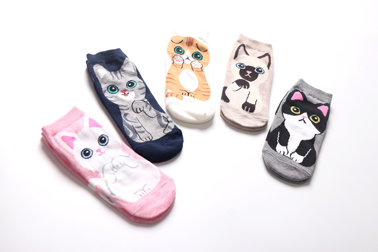 Women&#39;s Cotton Socks Wholesale Cute Cartoon Cat Female Boat Socks Fashion Wild Short Socks display picture 7