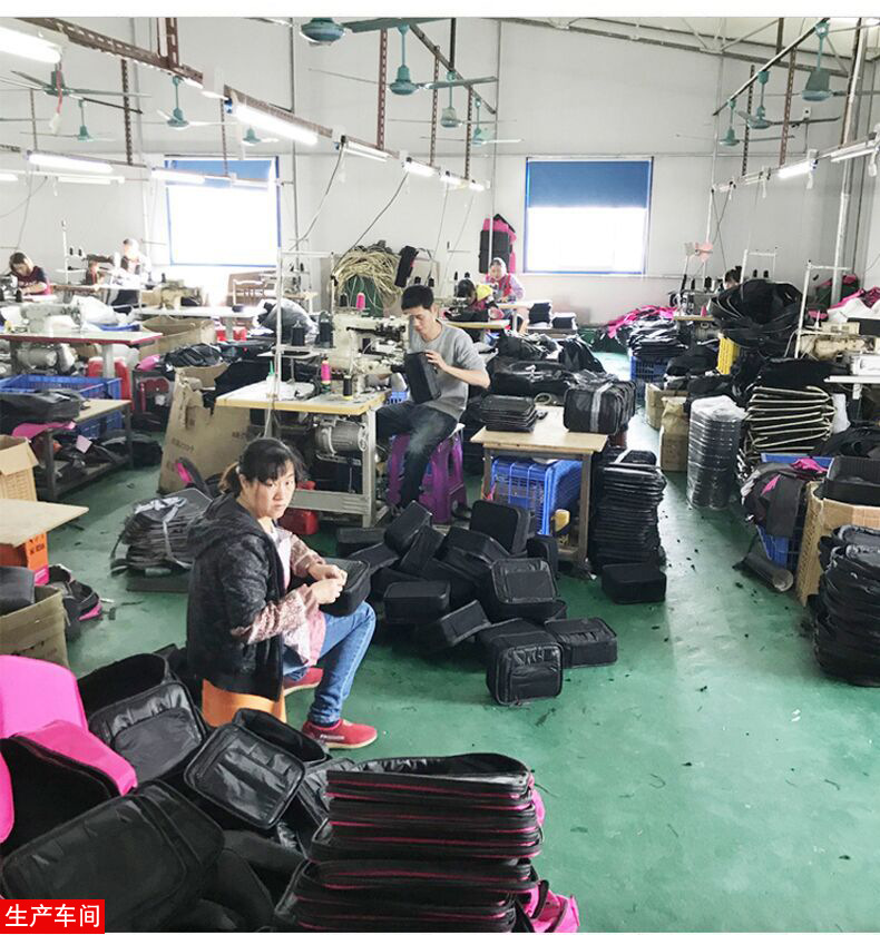 9223125681_389065728