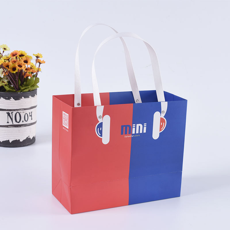 专业定制手提纸袋批发各种规格服装包装纸袋定制手提纸袋定制