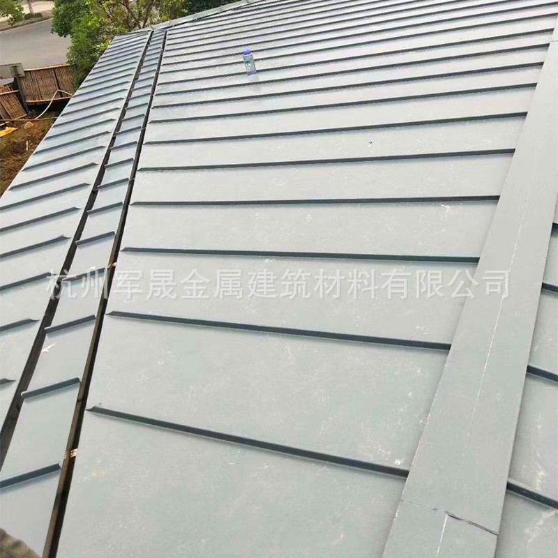 厂家直销0.7mm钛合金板25-330钛锌板双锁边幕墙