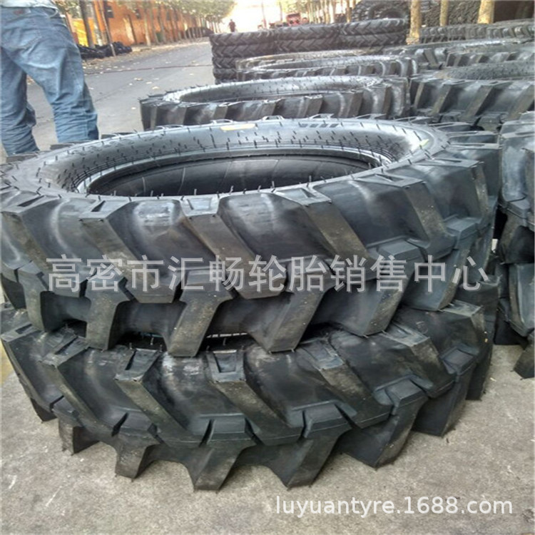 镇泰牌 农用拖拉机轮胎 9.5-20 抓地虎 人字花纹 9.50-20
