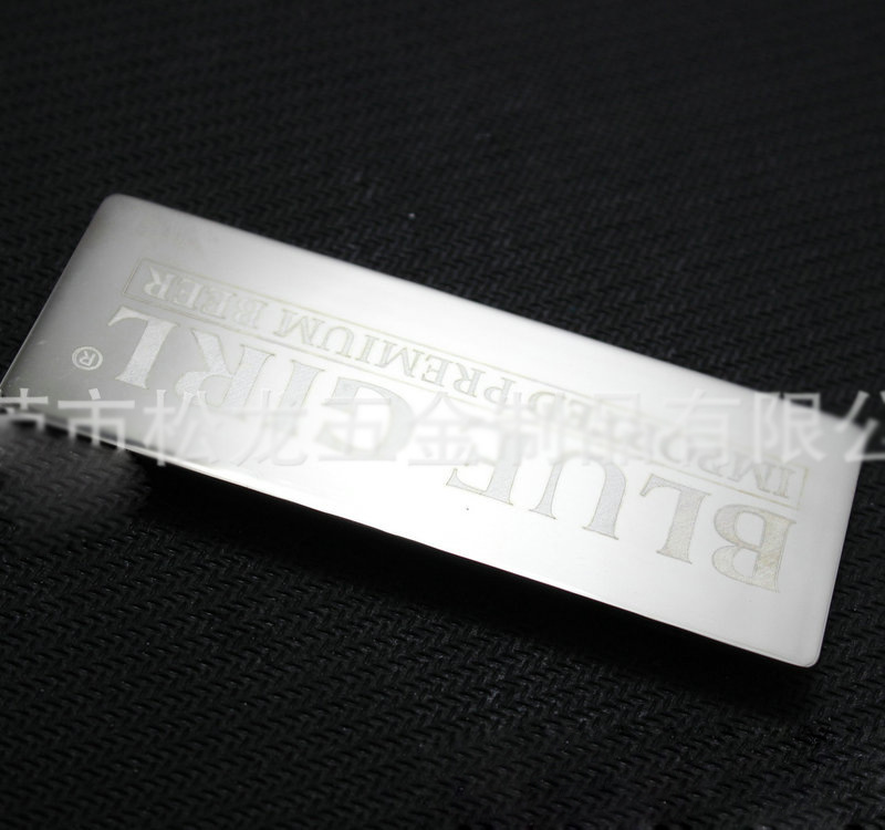 东莞厂家批箱包牌手袋金属标订做蝴蝶结脚仔牌光身丝印移印镭射