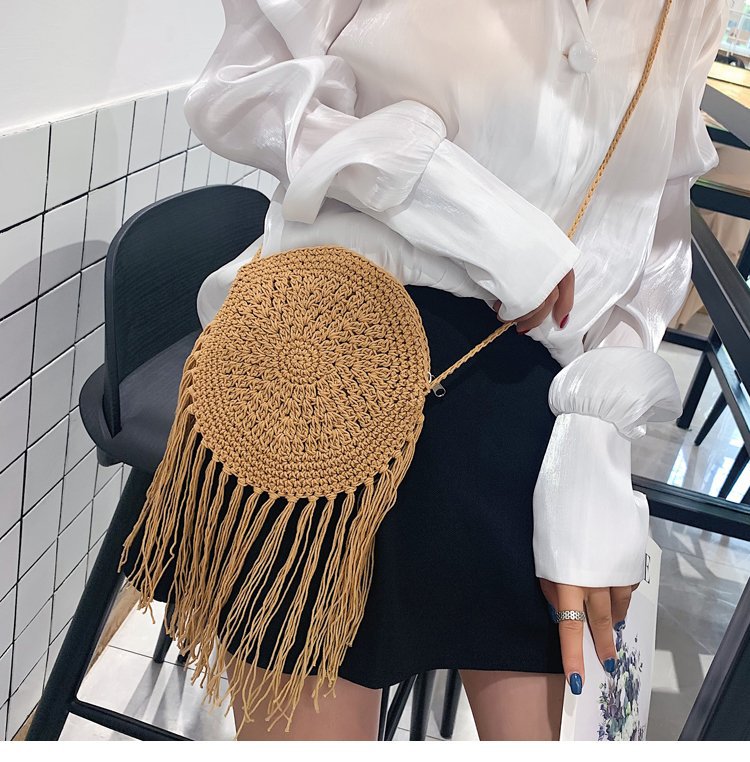 Fashion Cotton Woven Women Bag New Straw Bag Beach Fringe Mini Bag display picture 14