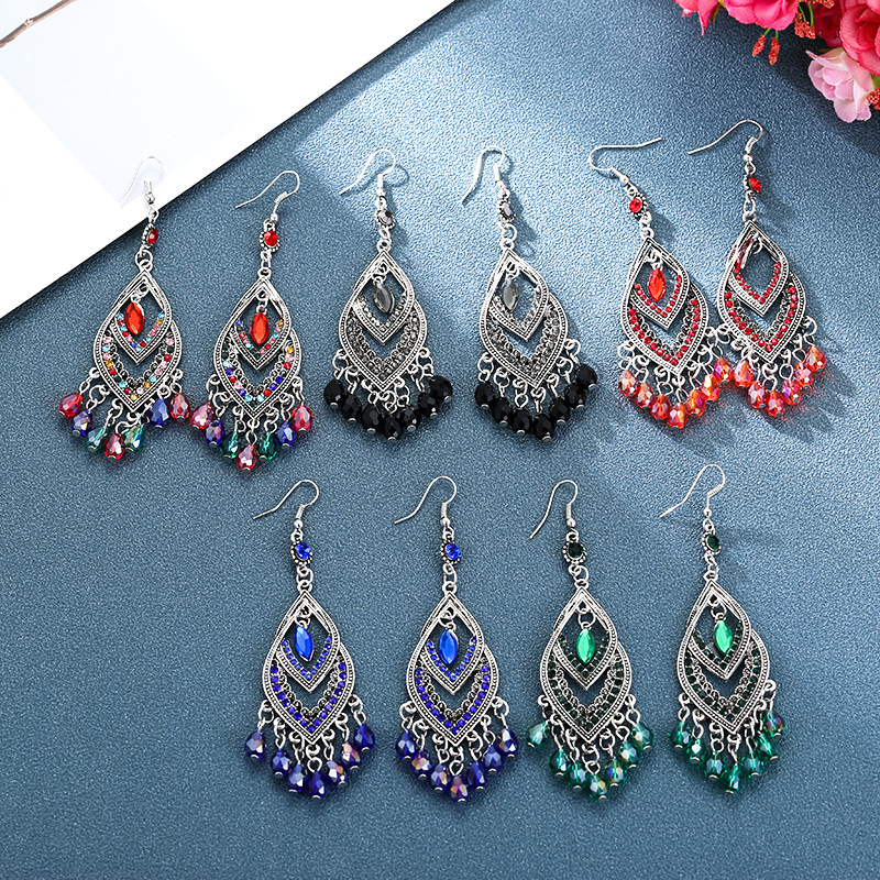 1 Pair Ethnic Style Water Droplets Alloy Tassel Plating Inlay Artificial Diamond Women's Drop Earrings display picture 5