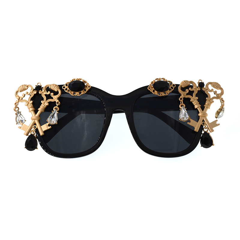 Fashion Hollow Key Water Drop Inlaid Rhinestone Sunglasses Wholesale Nihaojewelry display picture 3