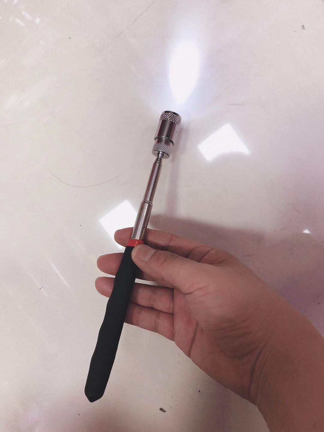 修表工具 手表配件寻找伸缩棒 带磁性 方便寻找散落零件 丢失找寻