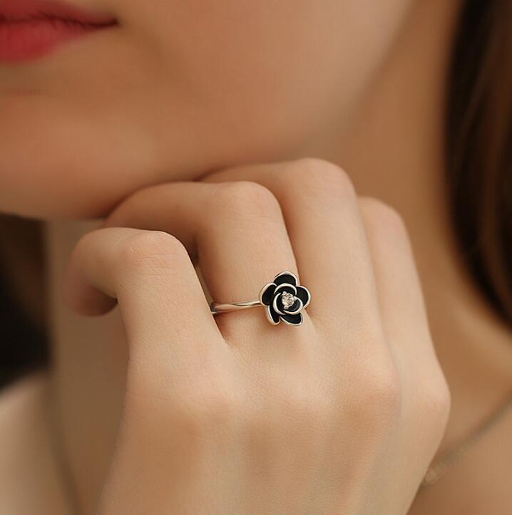 Black Rose Flower Ring