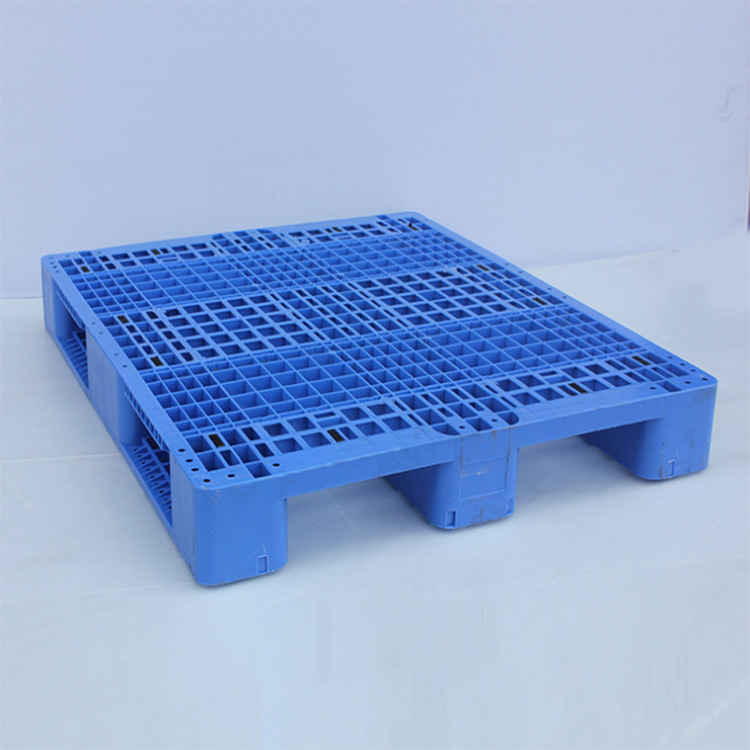 供应抗压网格川字型塑料托盘 四面进叉仓库周转栈板防潮注塑托盘