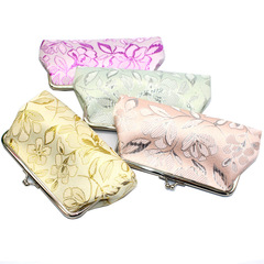 New style embroidered long women's wallet, clasp gold bag, fabric small amount of money wholesale