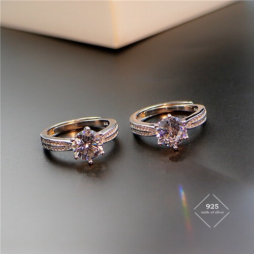 925 silver micro-set diamond six-claw starlight queen carat ring for women Japanese and Korean temperament simulation live diamond ring silver jewelry