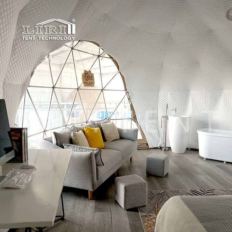 ���������ǿվƵ����� ��ɫҰ����������Ӫ�� ��ɫ¶Ӫס������