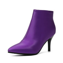 外貿秋冬新款細高跟絨面尖頭后拉鏈齊踝短靴女靴子紫色米白色女靴