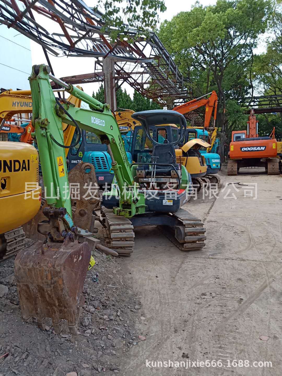 KOBELCO神钢SK30二手挖掘机节能高效