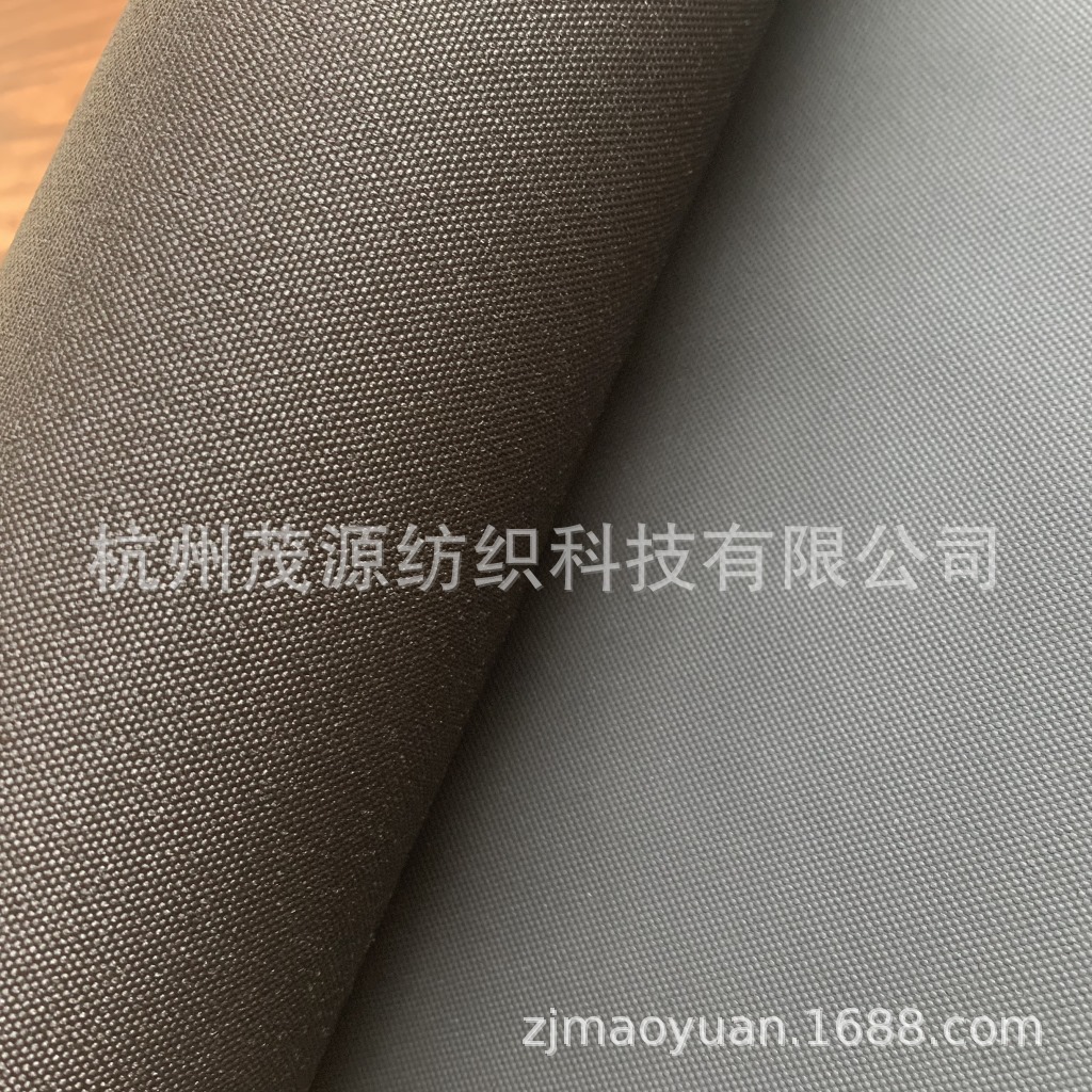 300D黑色织布 防火涂银布 84阻燃标涂层 汽车帐篷布 银牢度好
