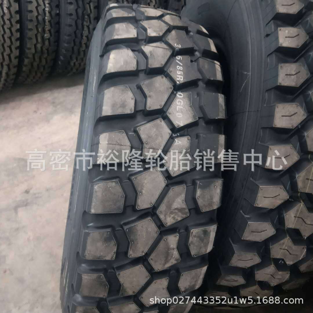 销售消防车轮胎365 395 85R20 奔驰重型越野车轮胎吊车轮胎