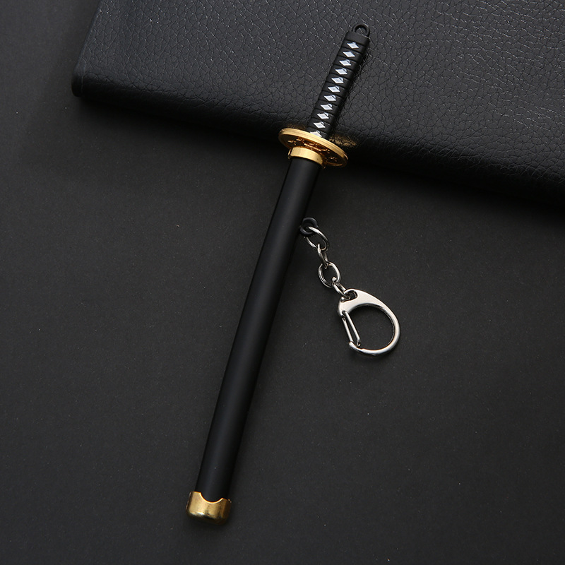 Title 5, European and American Metal Decorative Keychain...