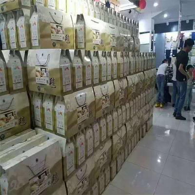 厂家直销礼品 小毛毯法莱绒床单 四季通用空调毯双面加绒毛毯毯子