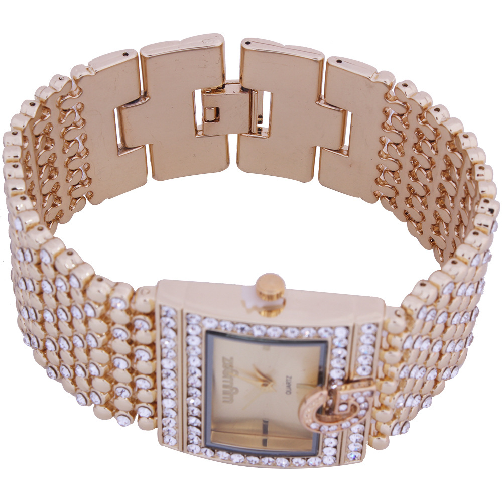 Wholesale Fashion Watch Steel Band Diamond Hot Watch Female Wrist Watch display picture 9