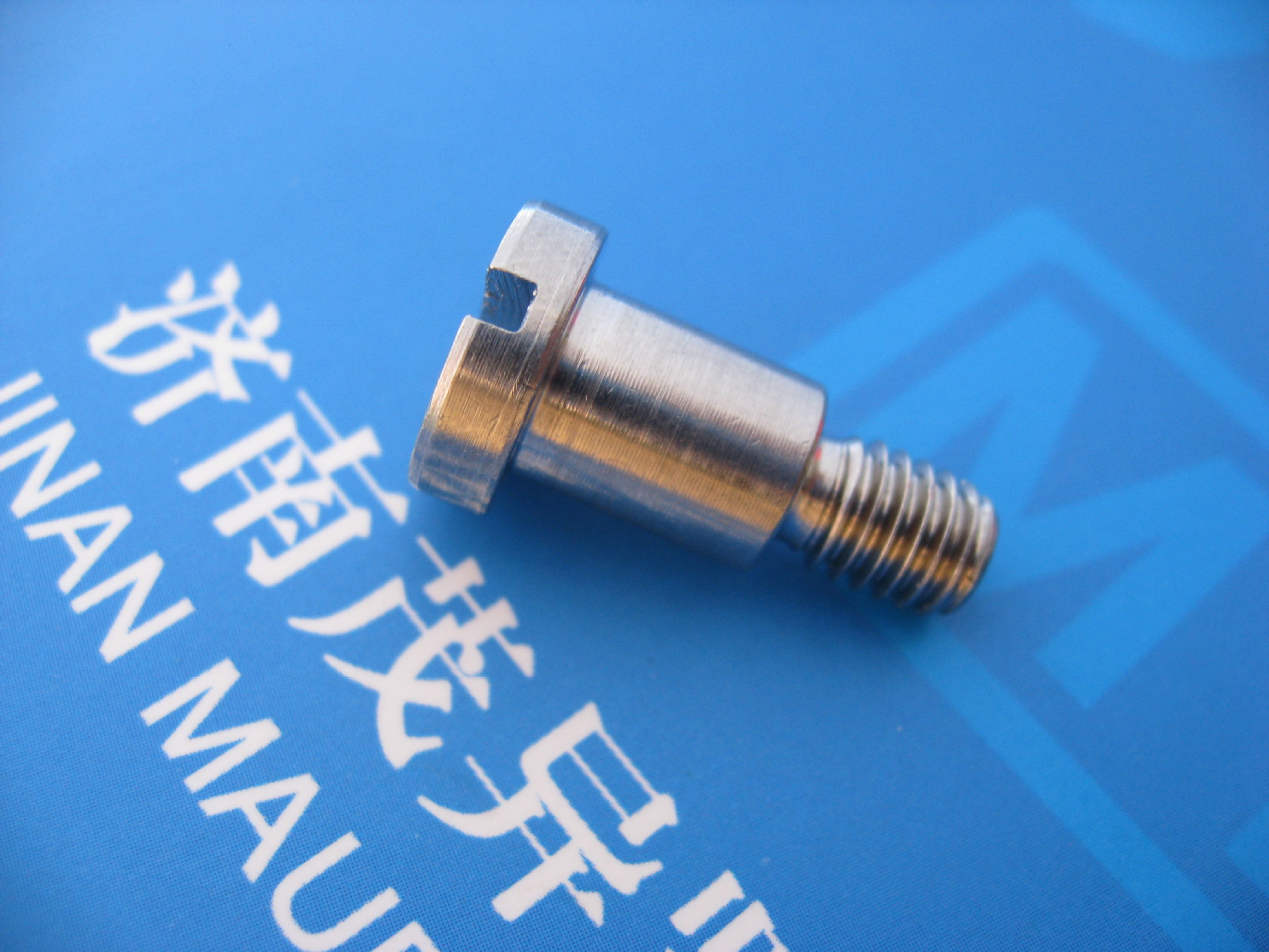 工业机器人转向关节用不锈钢开槽圆柱头轴位螺钉GB/T830-1988