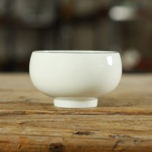 亦紫陶功夫茶具 陶瓷茶杯 手工原矿高白瓷品茗杯 甜白釉主人杯