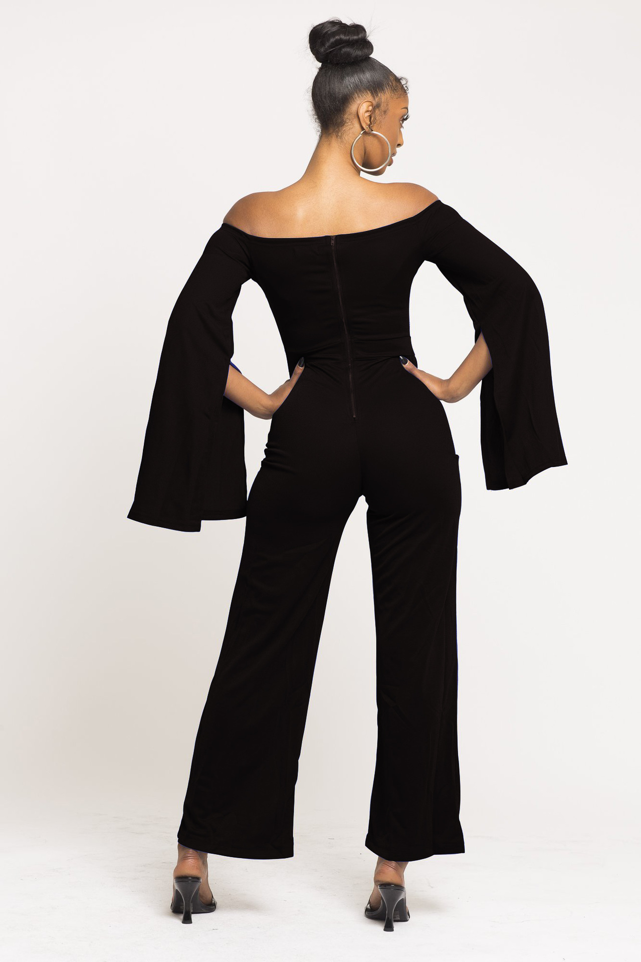 Boutique Casual Solid Color Long Sleeves Cropped off Shoulder Jumpsuit