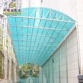 深圳PC耐力板遮阳雨棚 大型透明阳光板雨棚安装设计制作
